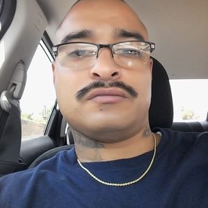 Meet your Posher, Manuel